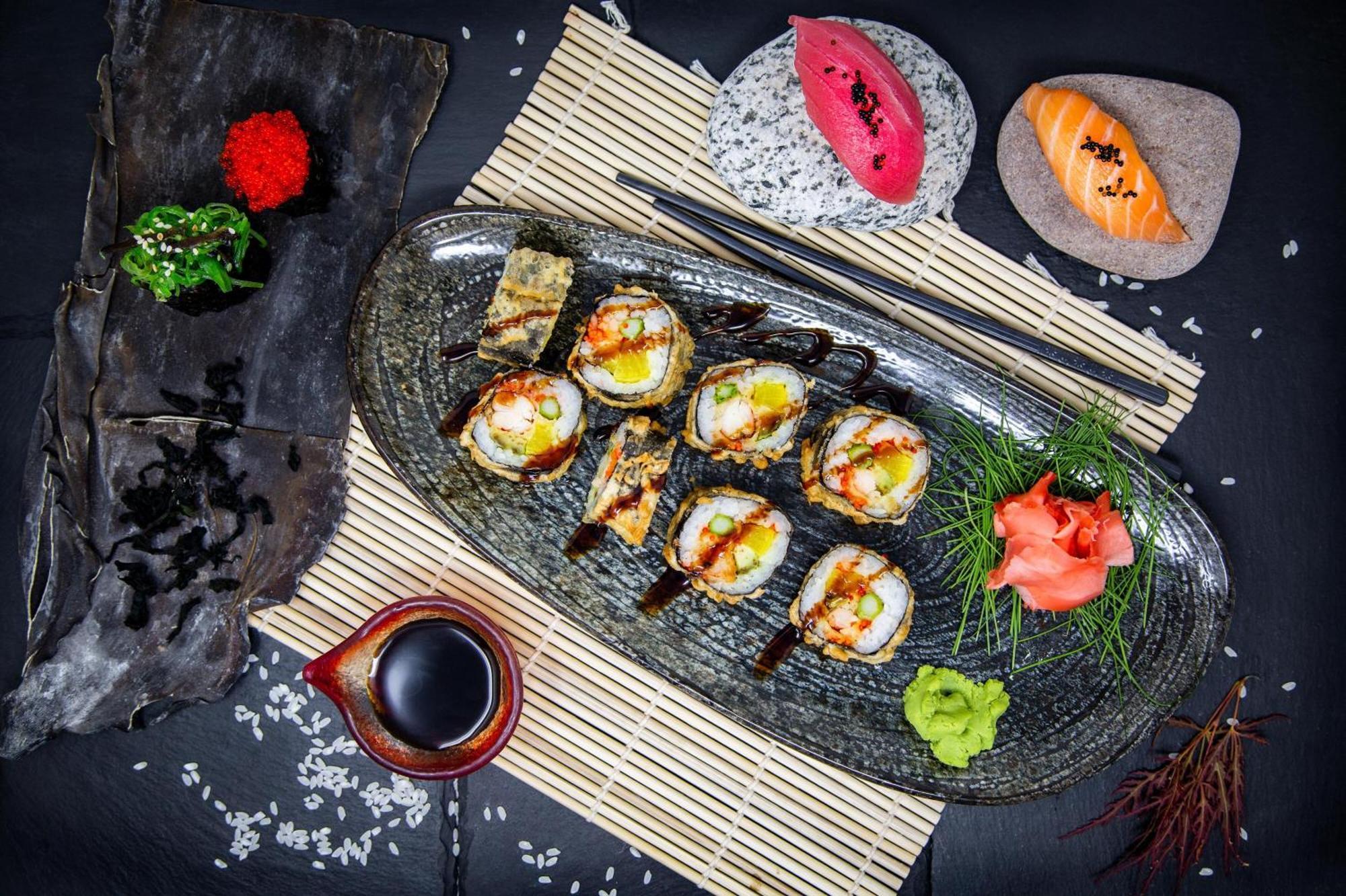 Sheraton Batumi Hotel Bagian luar foto Sushi